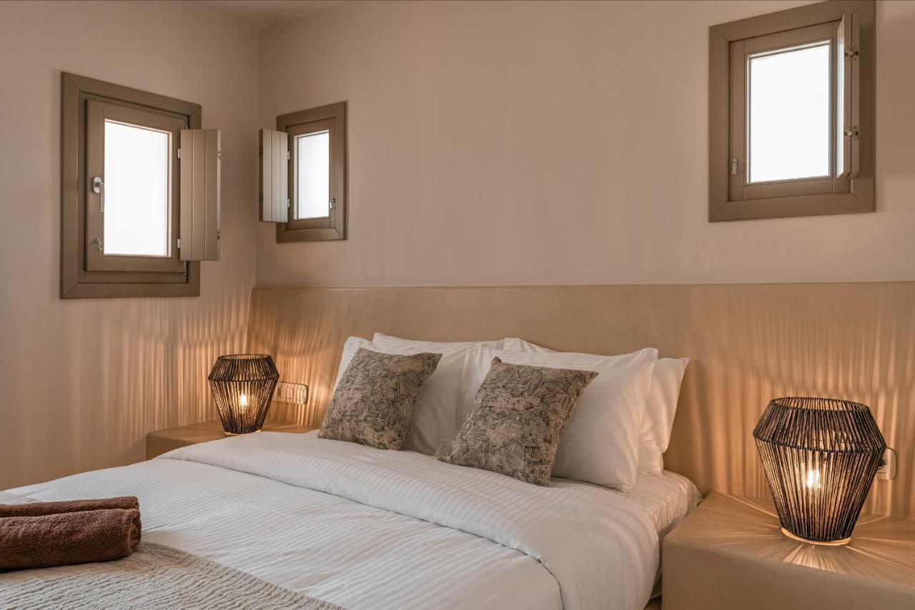 Living Moments Villa ฟิรา ภายนอก รูปภาพ