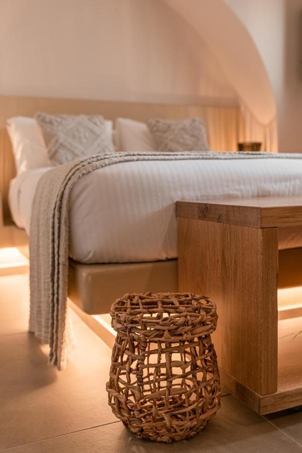 Living Moments Villa ฟิรา ภายนอก รูปภาพ