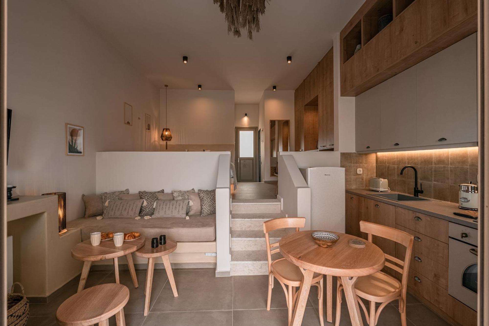 Living Moments Villa ฟิรา ภายนอก รูปภาพ