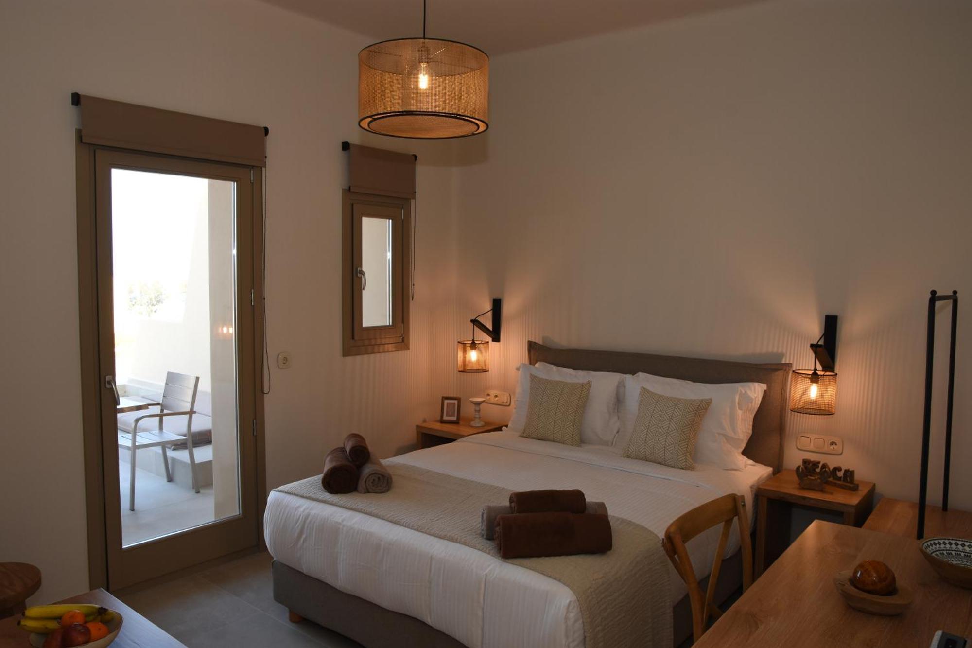Living Moments Villa ฟิรา ภายนอก รูปภาพ