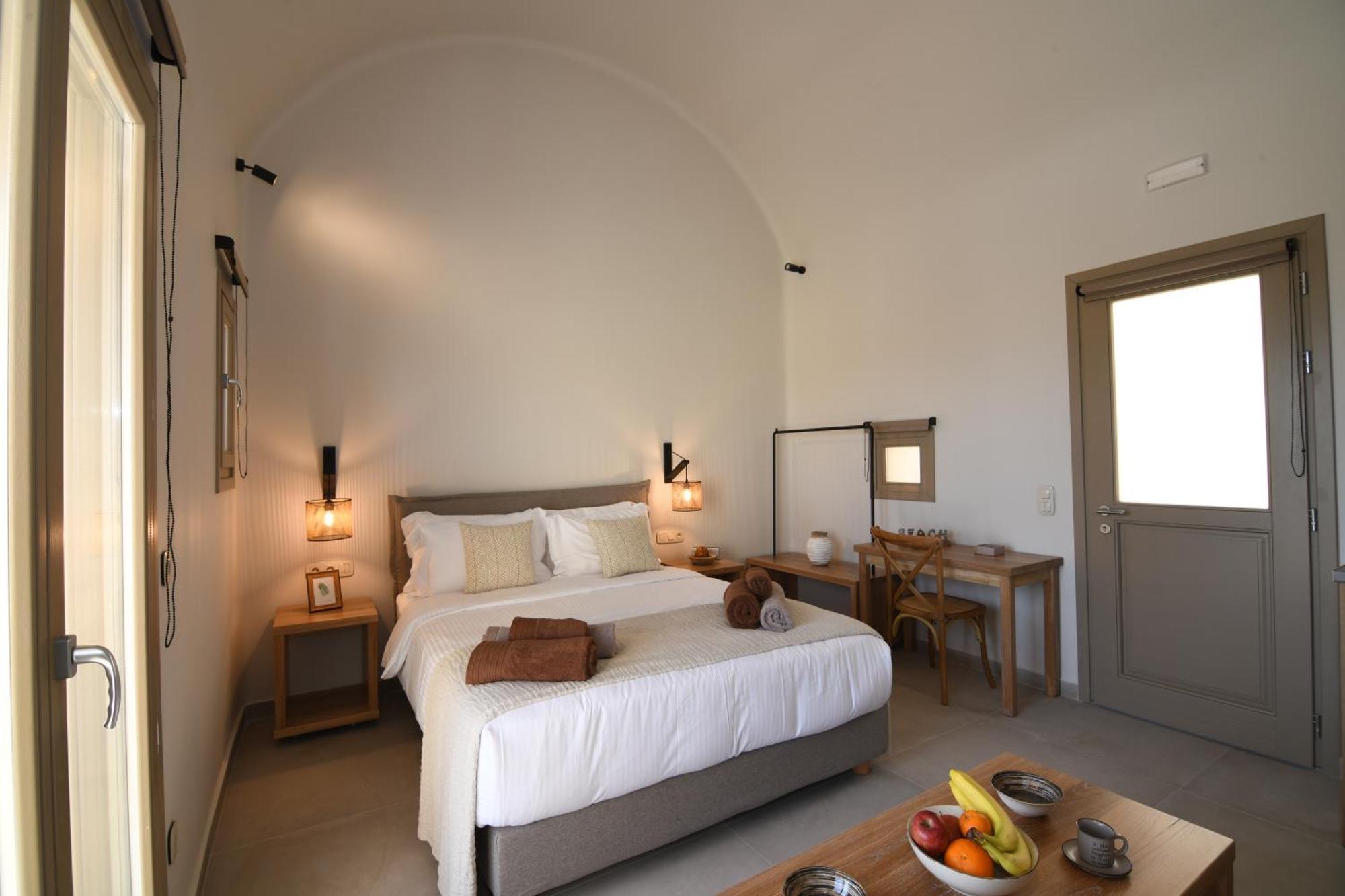 Living Moments Villa ฟิรา ภายนอก รูปภาพ