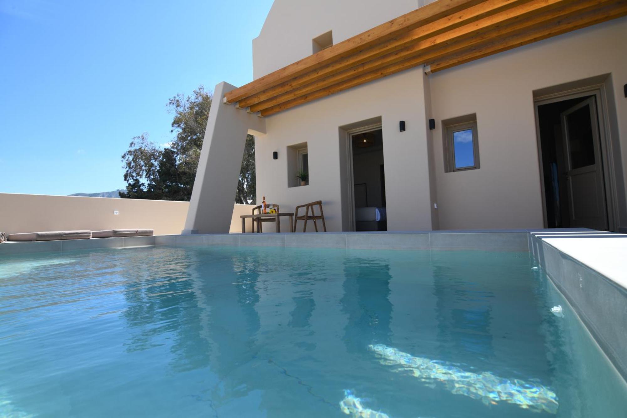 Living Moments Villa ฟิรา ภายนอก รูปภาพ