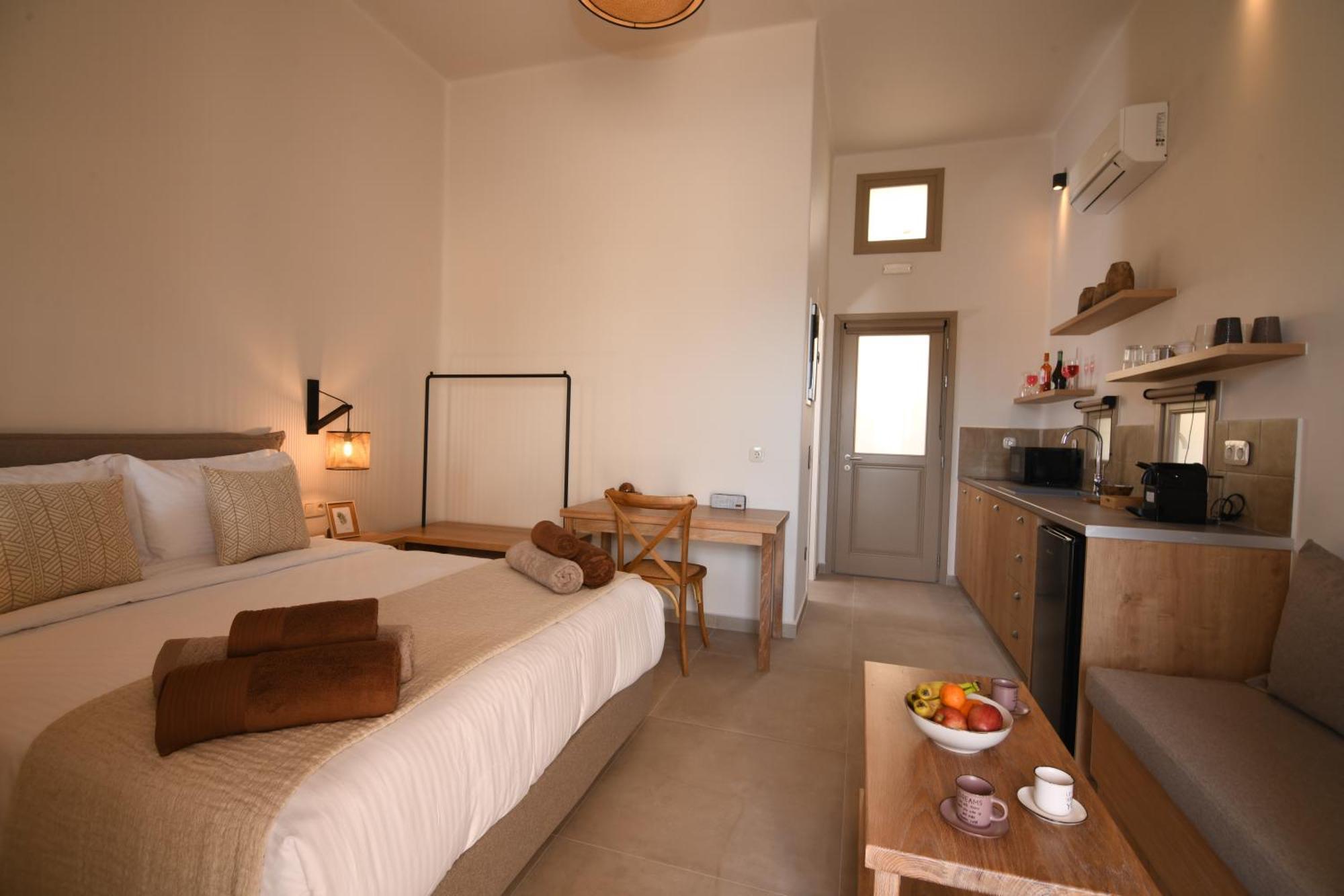 Living Moments Villa ฟิรา ภายนอก รูปภาพ